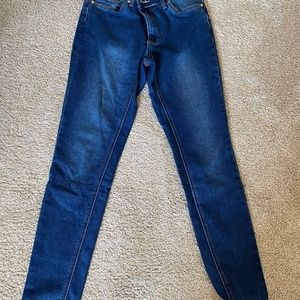 Venus brand bumlifter skinny jeans